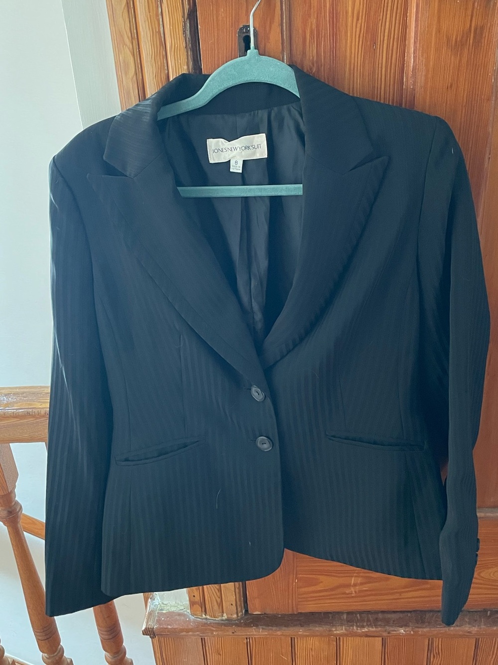 Jones New York Black Pinstripe Blazer - Classic Two-Button Sz 8
